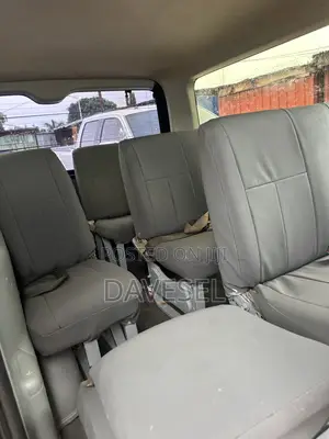 Toyota HiAce 2014 Black