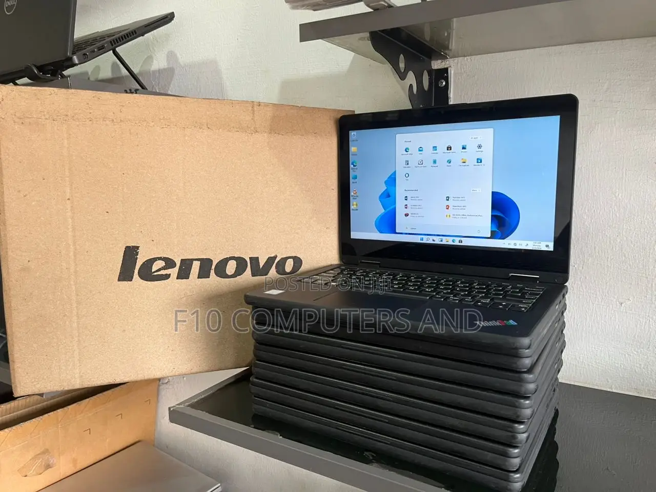 Laptop Lenovo ThinkPad X1 Yoga 4GB Intel Core M3 SSD 128GB