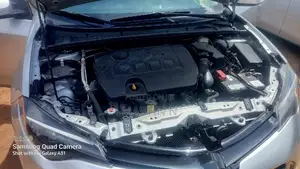 Toyota Corolla LE ECO 4dr Sedan (1.8L 4cyl CVT) 2017 Silver