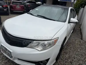 Toyota Camry 2014 White