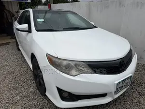 Toyota Camry 2014 White
