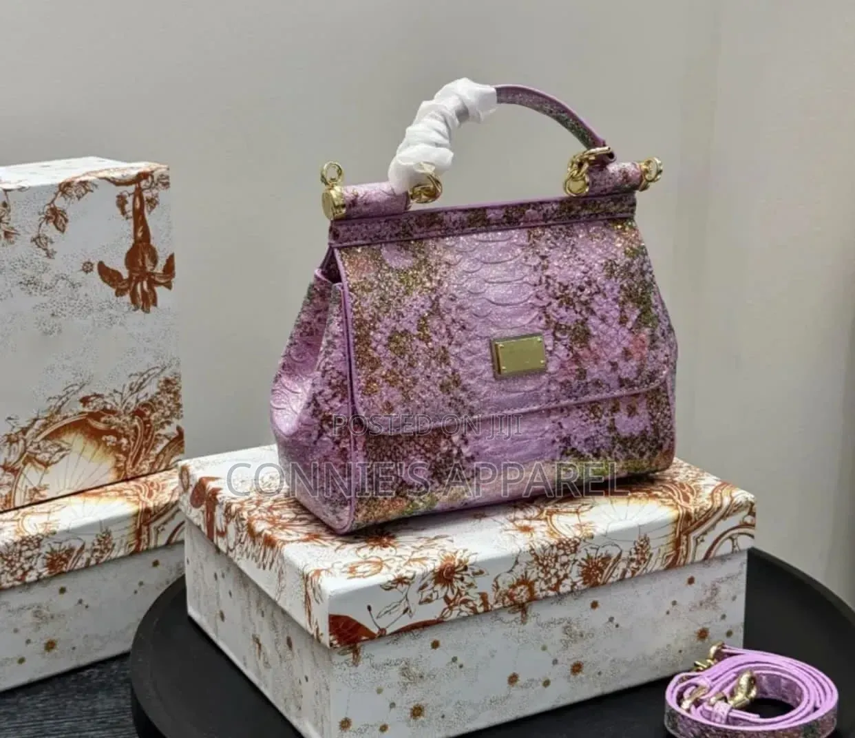 High Grade Ladies Handbags Medium and Small Size in Box