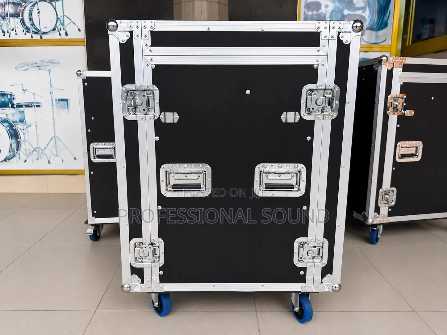 Black Dj Flight Case With Aluminum Reinforcement and Wheels.