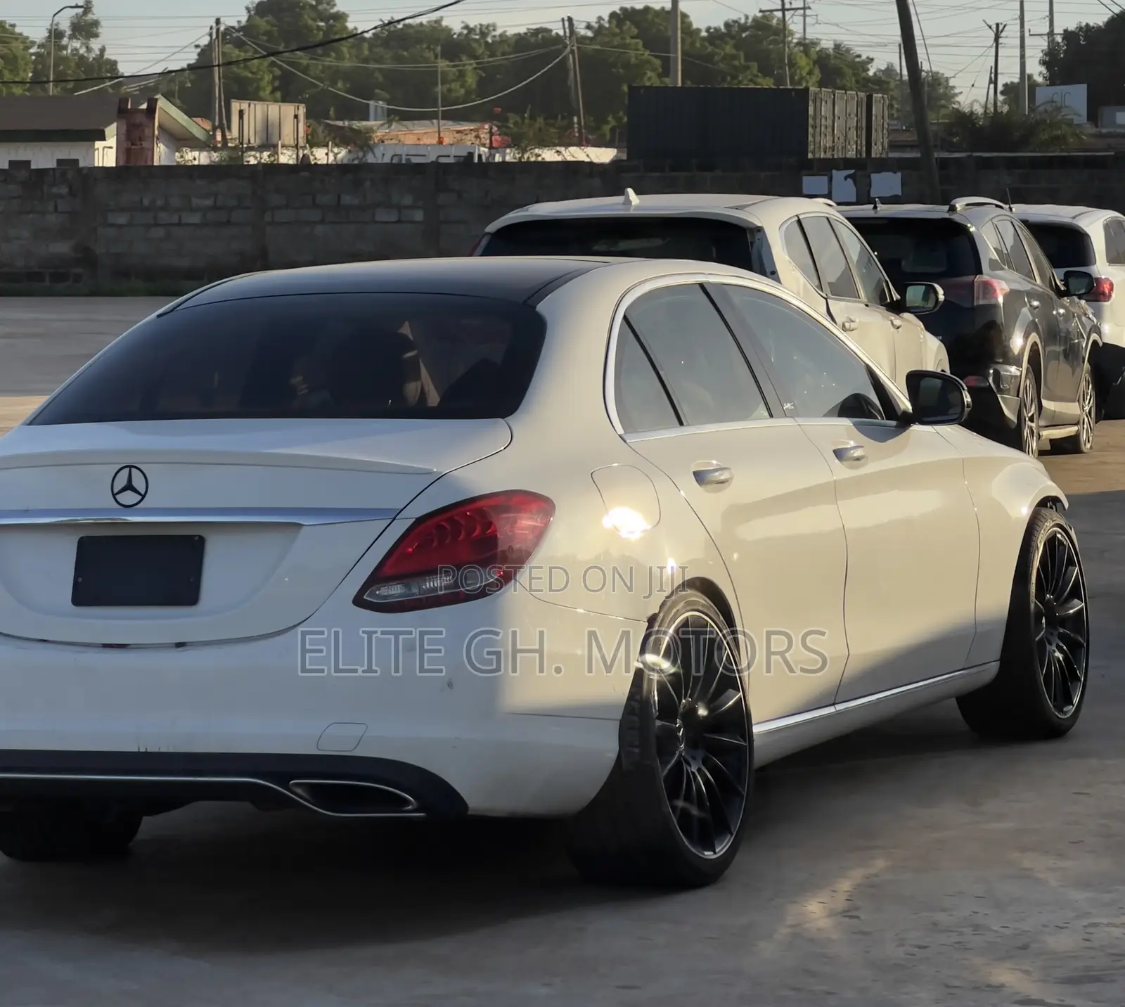 Mercedes-Benz C300 2017 White