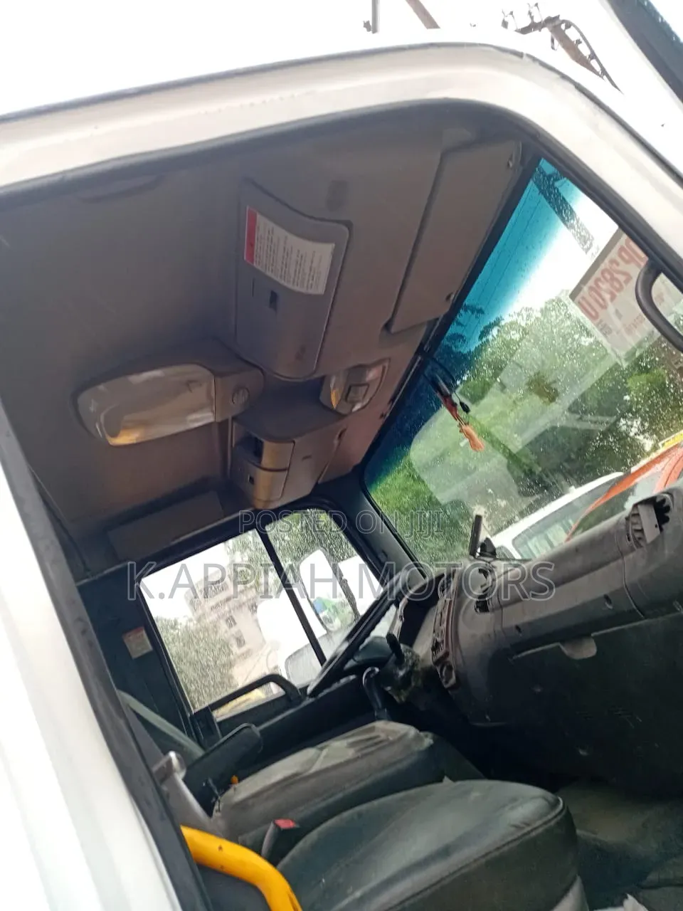 Hyundai 5ton( 8 Holes)
