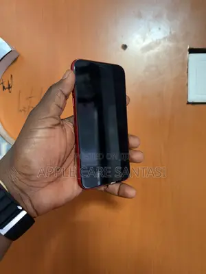 New Apple iPhone 11 64 GB Red