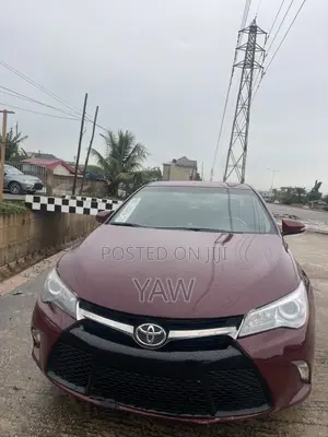 Toyota Camry SE 4dr Sedan (2.5L 4cyl 6A) 2016 Red