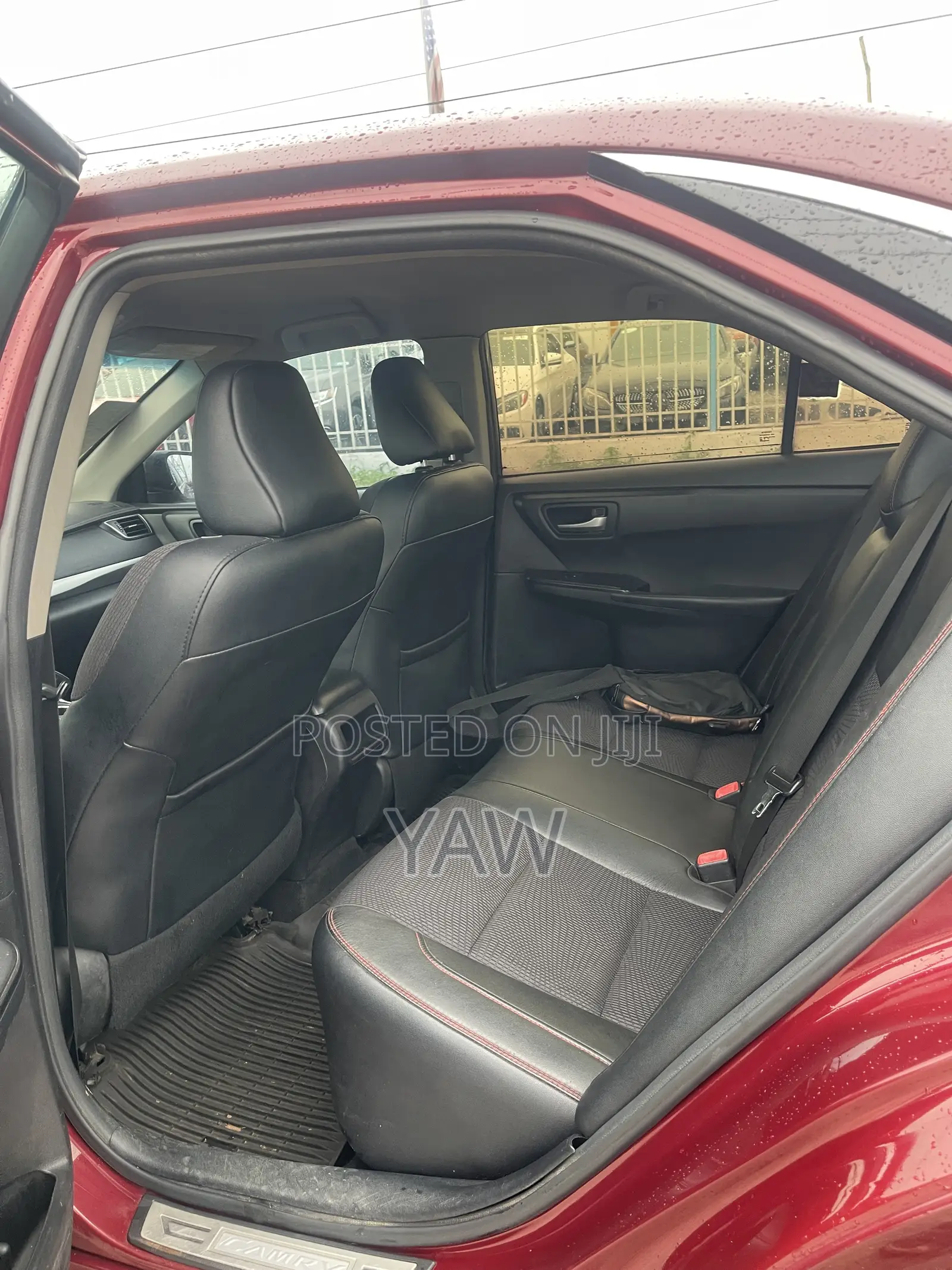 Toyota Camry SE 4dr Sedan (2.5L 4cyl 6A) 2016 Red