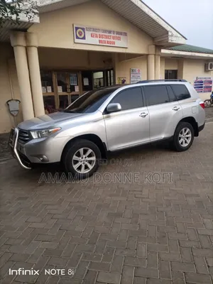 Toyota Highlander 2.7L 2WD 2013 Silver