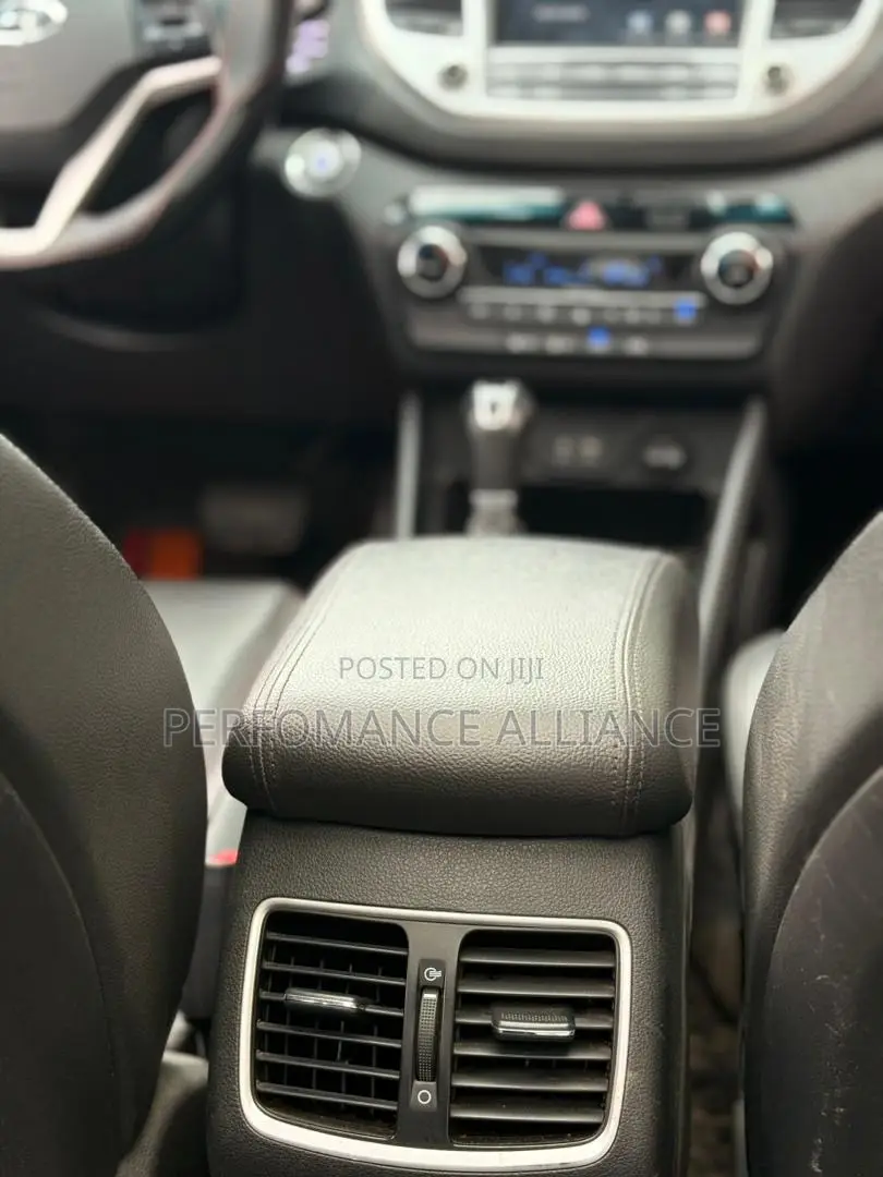 Hyundai Tucson Limited AWD 2016 Brown