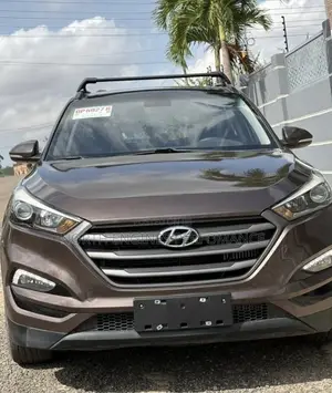 Hyundai Tucson Limited AWD 2016 Brown