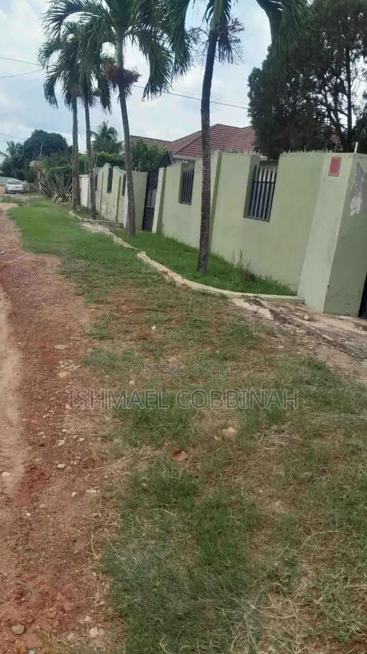 5bdrm House in Ishmit Housing Hub, New Site for rent