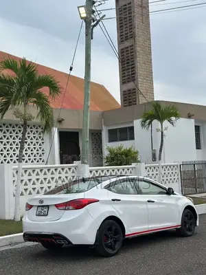 Hyundai Elantra GLS Sedan FWD (1.8L 4cyl 6A) 2013 White
