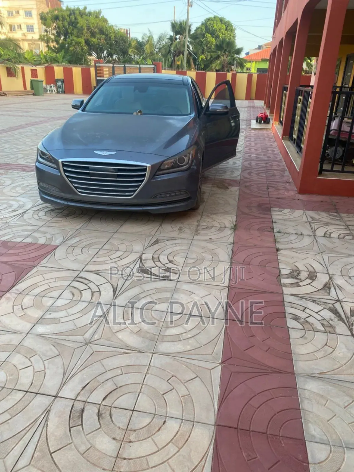 Hyundai Genesis 3.8 AWD 2016 Gray