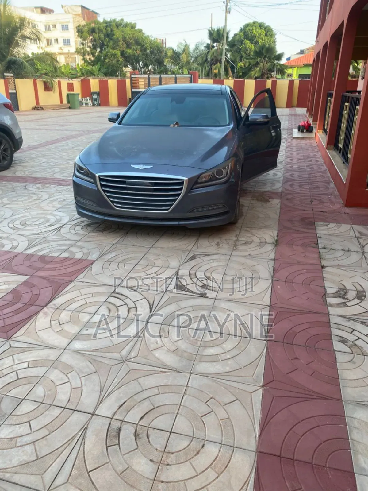 Hyundai Genesis 3.8 AWD 2016 Gray