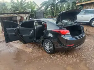 Hyundai Elantra 2015 Black