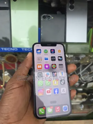 Apple iPhone 12 64 GB Black
