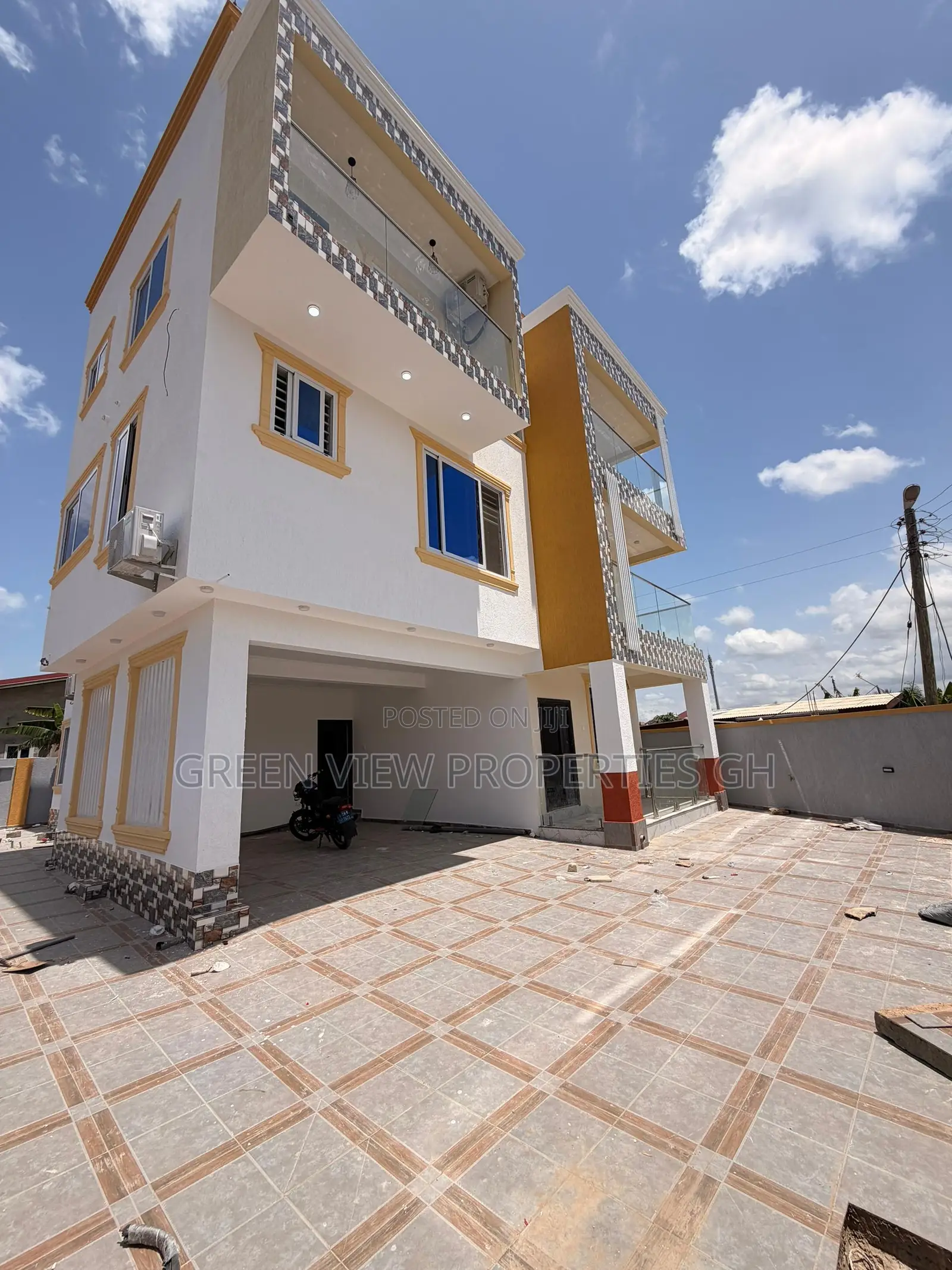 3bdrm Apartment in Kasoa for rent