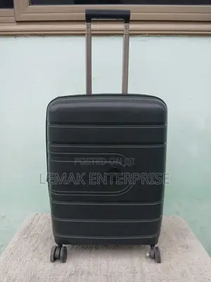 It Luggage Eco-Tough Hardside Spinner Traveling Suitcase