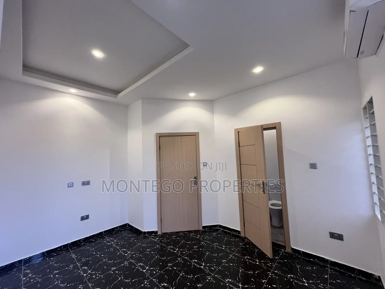 2bdrm House in Adjiringanor, School Junction for rent