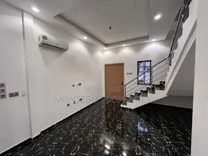 2bdrm House in Adjiringanor, School Junction for rent
