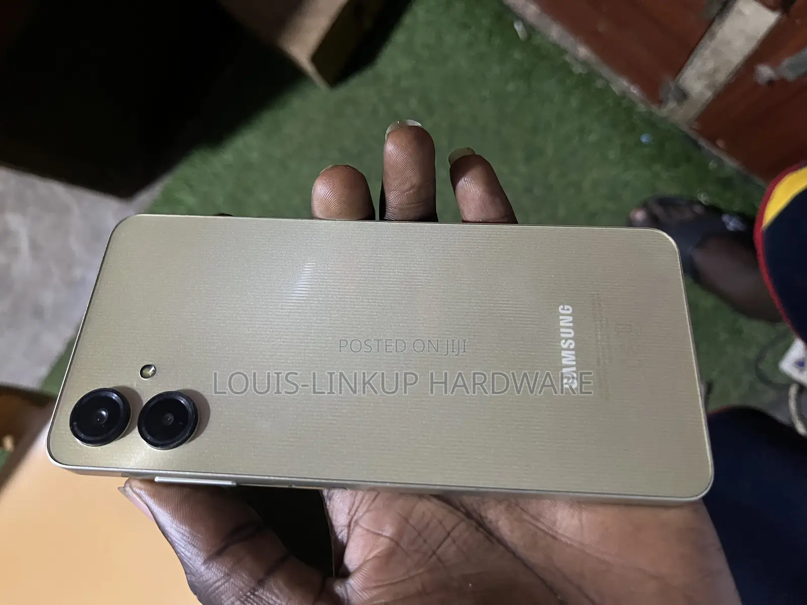 New Samsung Galaxy A06 64 GB Gold