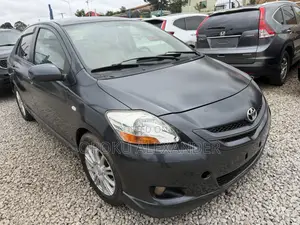 Toyota Belta 2010 Gray