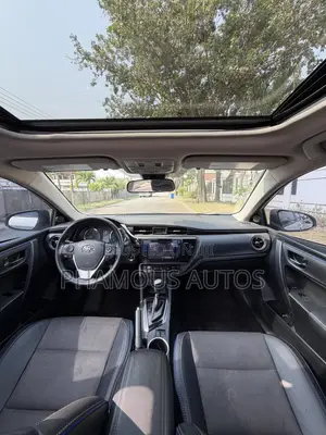 Toyota Corolla SE Special Edition 4dr Sedan (1.8L 4cyl CVT) 2017 Gray
