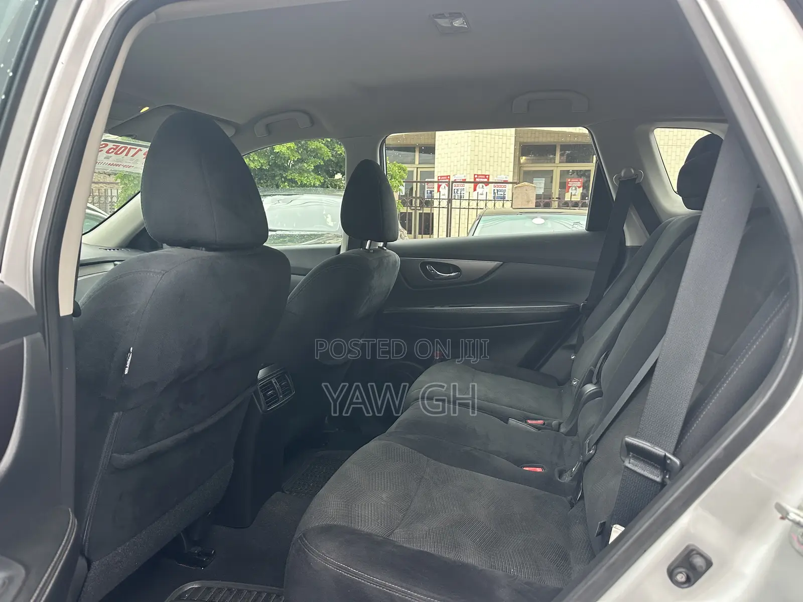 Nissan Rogue S 4dr SUV AWD (2.5L 4cyl CVT) 2015 Silver