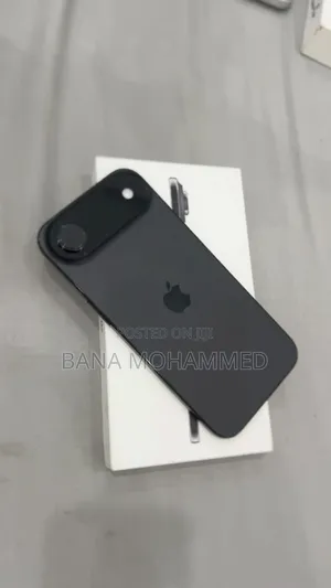 New Apple iPhone 17 256 GB Black
