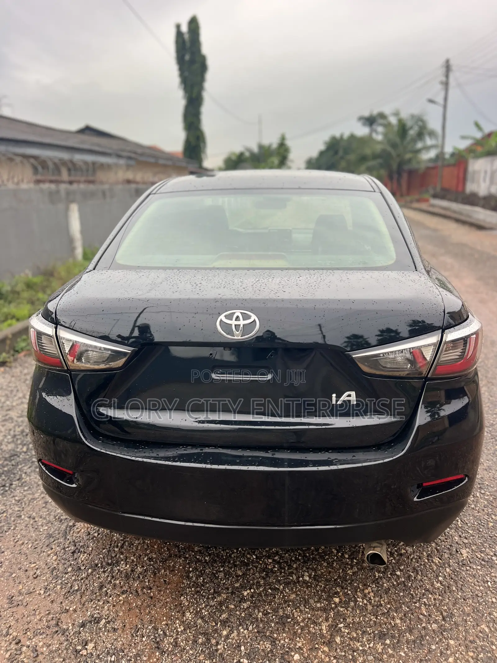 Toyota Yaris iA 1.5 FWD 2018 Black