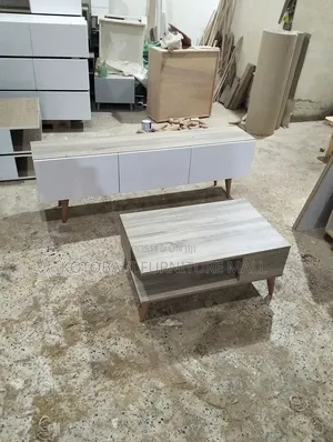 Laminated Tv Stand and Central Table All in One