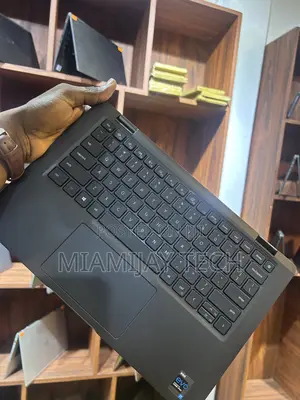 Laptop Dell Latitude 7420 32GB Intel Core i7 SSD 512GB