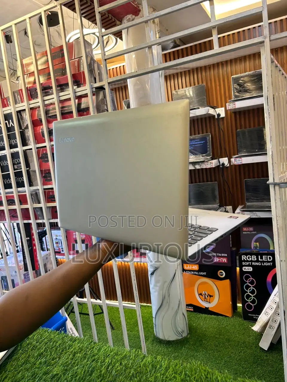 Laptop Lenovo A7 8GB Intel Core i5 HDD 1T
