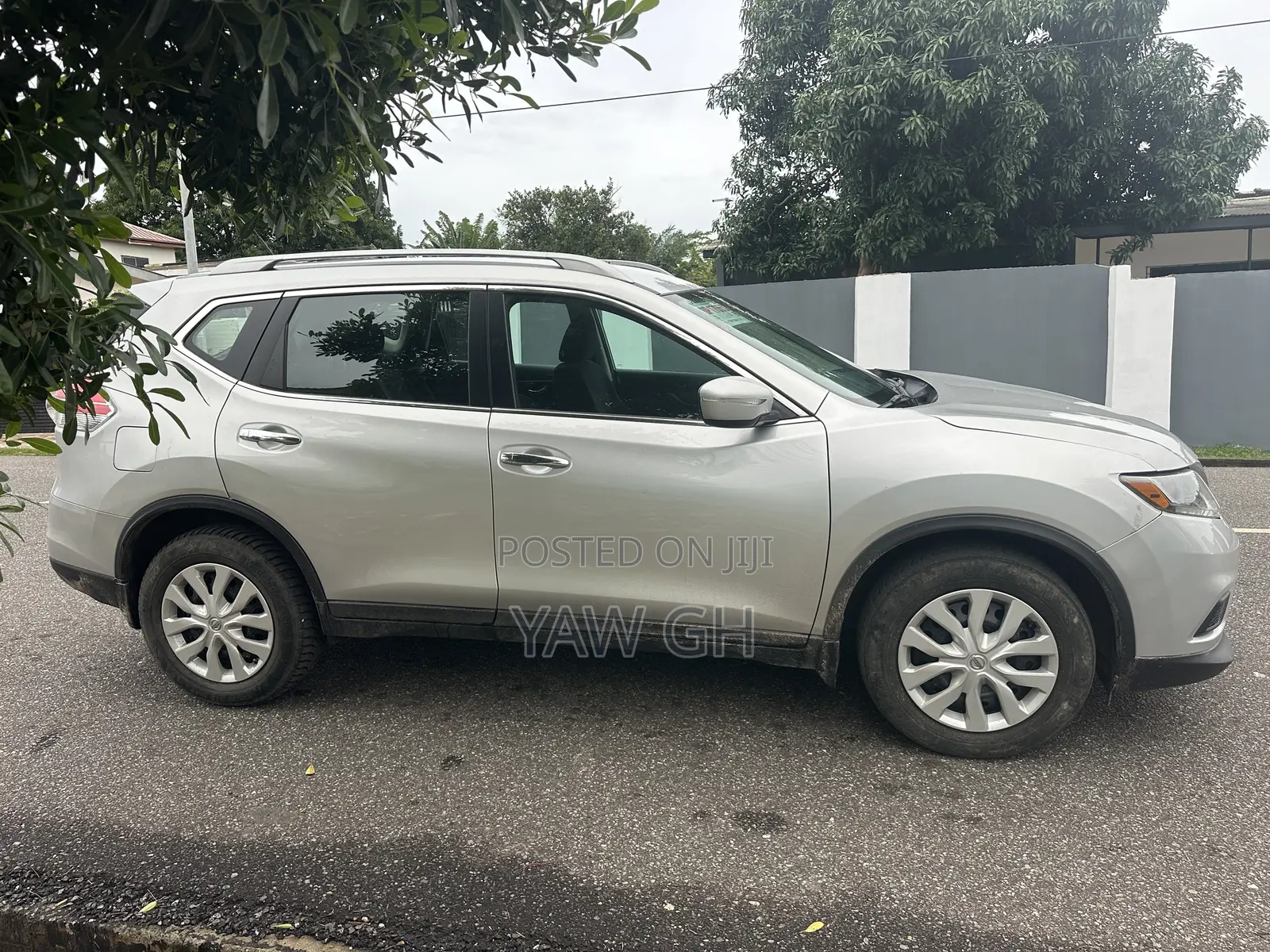 Nissan Rogue S 4dr SUV AWD (2.5L 4cyl CVT) 2015 Silver