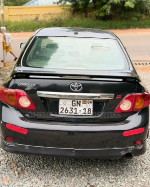 Toyota Corolla 2010 Black