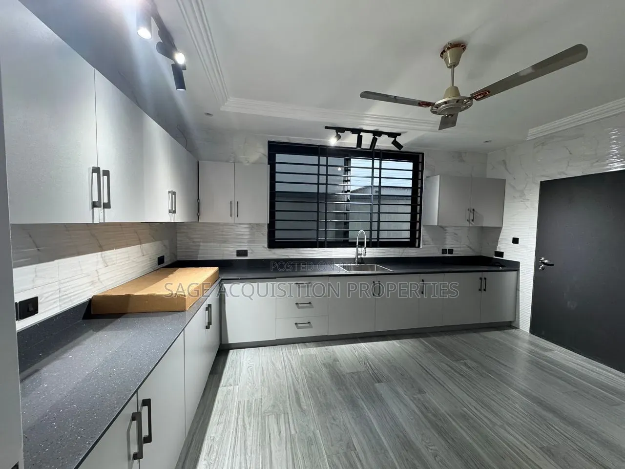 3bdrm House in Tesaddo, Airport Residential Area for rent