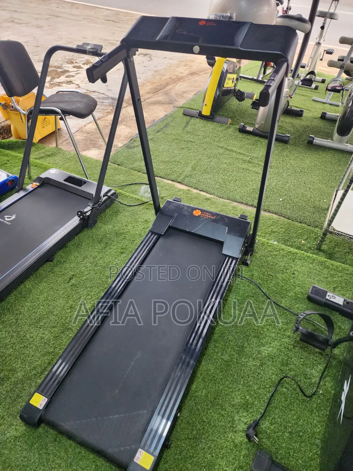 Treadmill 120kg