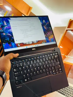 Laptop Dell Latitude 13 7370 8GB Intel Core M SSD 512GB