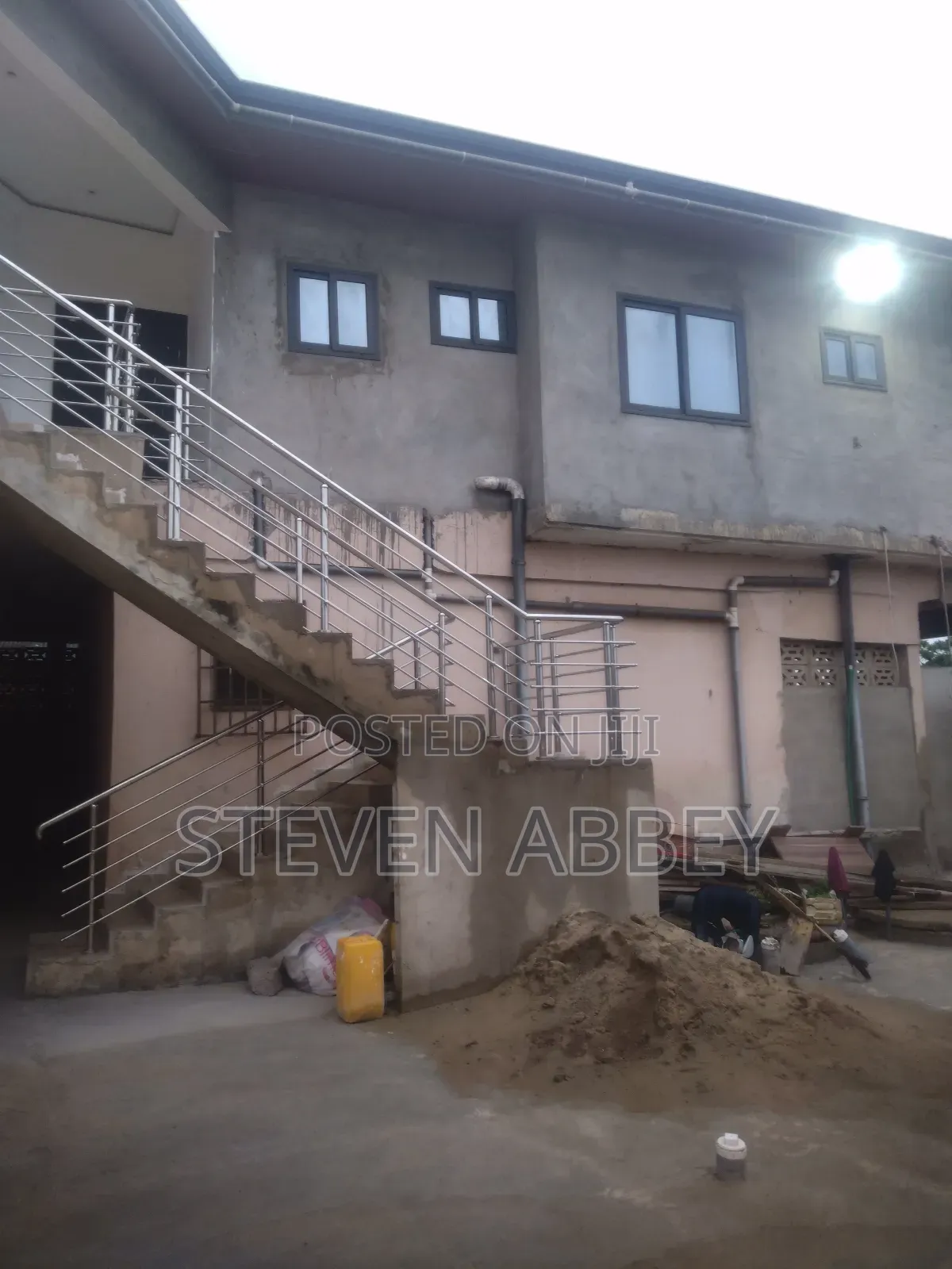 3bdrm Apartment in Adom Agency, Teshie for rent
