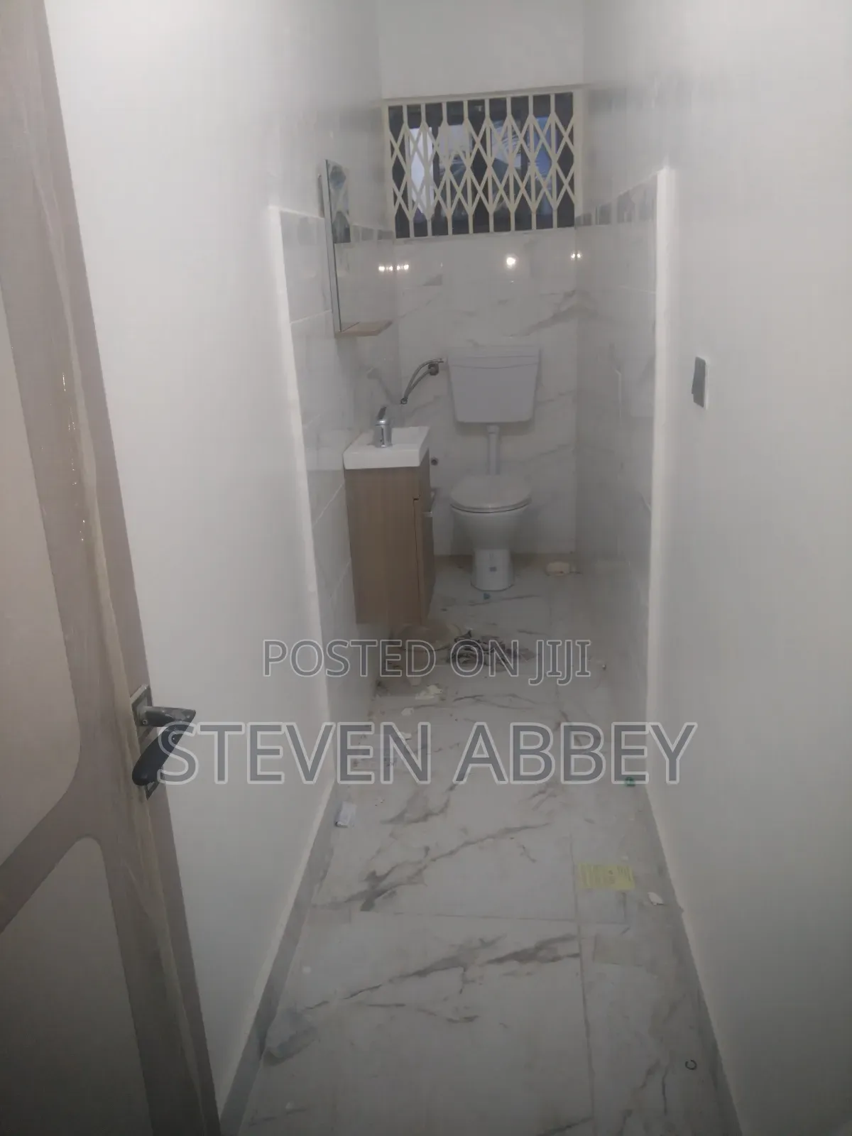 3bdrm Apartment in Adom Agency, Teshie for rent
