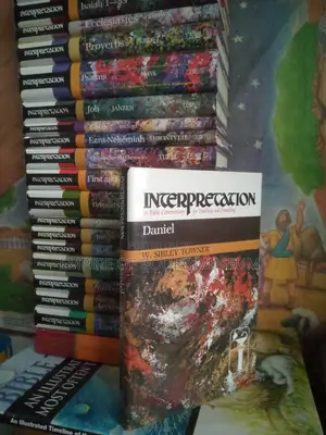 Lot of 24 Interpretations: Bible Commentary for Teaching and Preaching