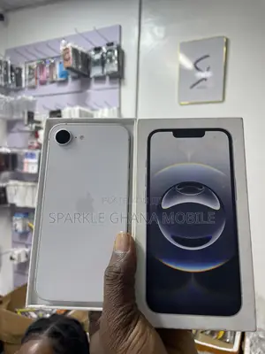 Apple iPhone 16e 128 GB White