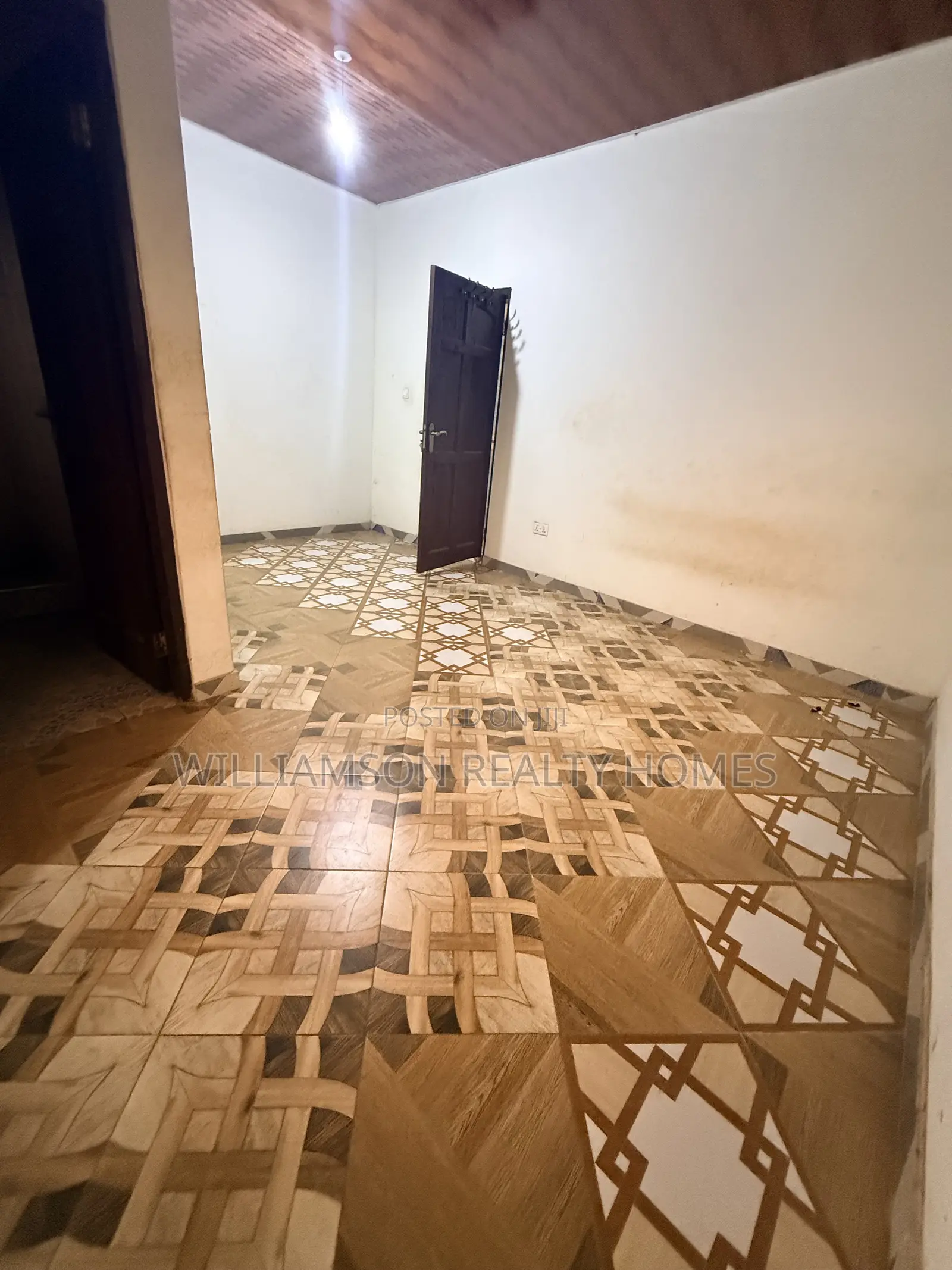 1bdrm Apartment in Community 18 Area, Spintex for rent
