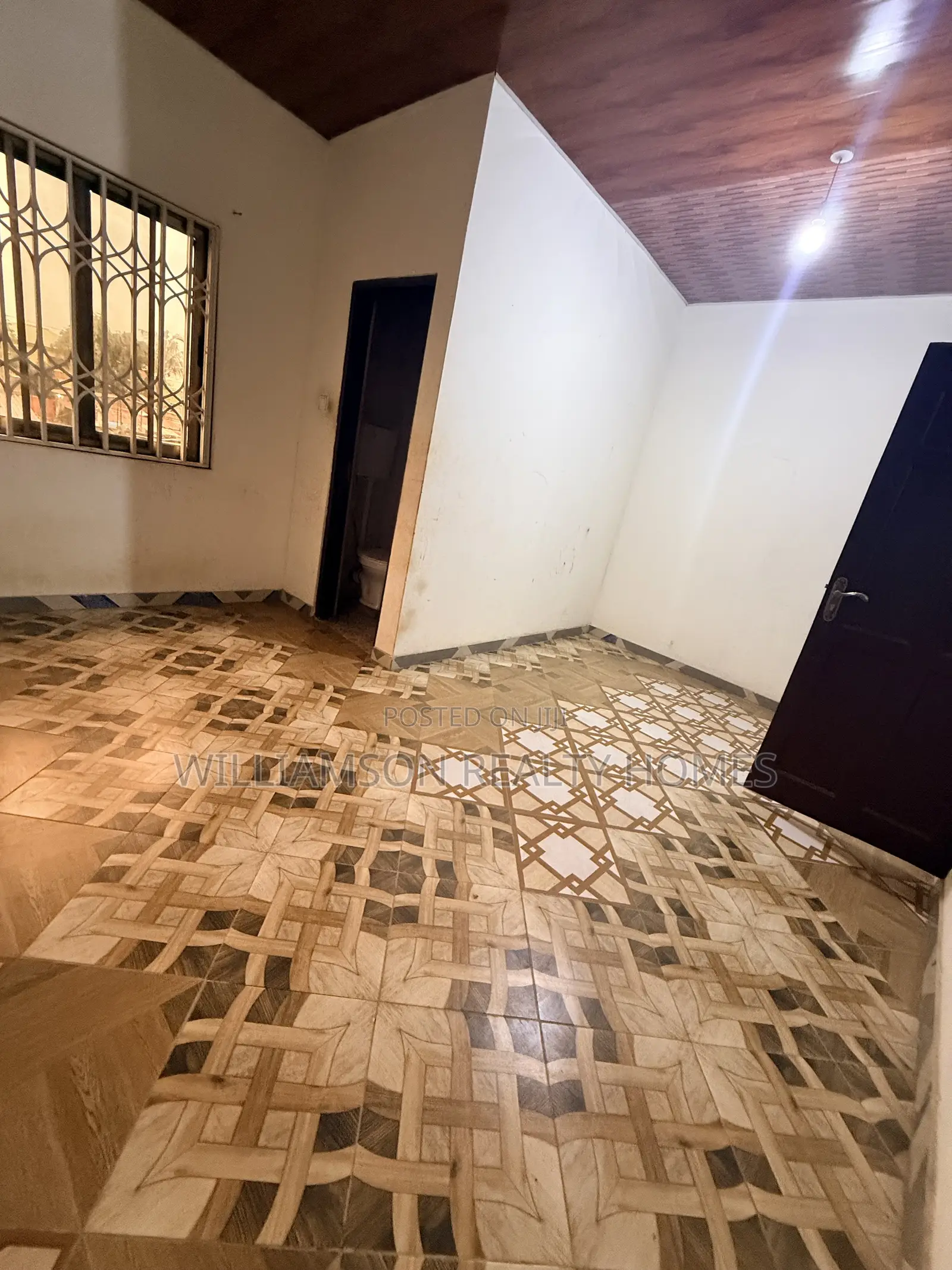 1bdrm Apartment in Community 18 Area, Spintex for rent