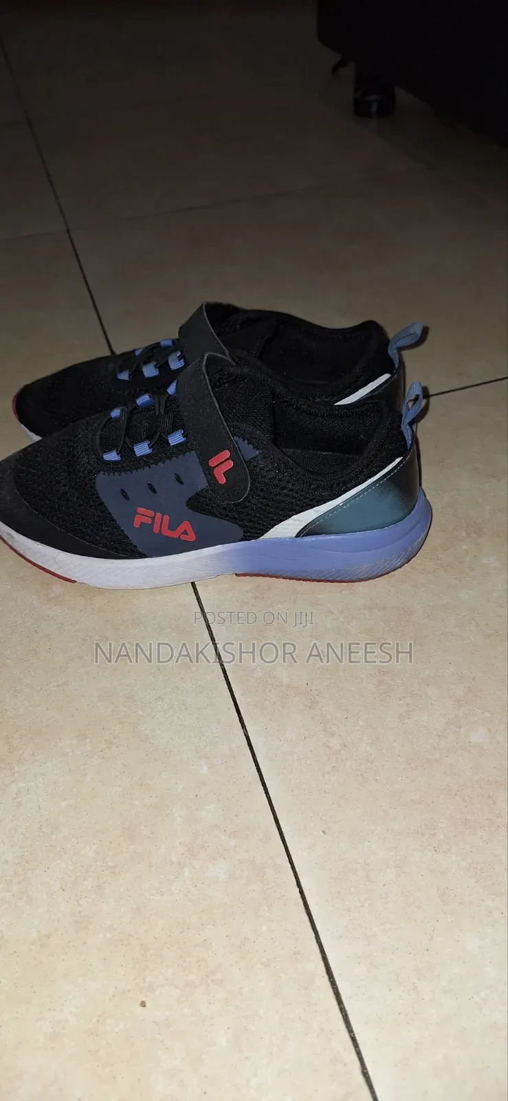 Fila Shpes 3uk Size (Slightly Used)