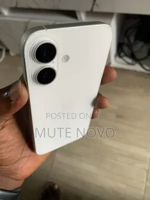 Apple iPhone 16 128 GB White