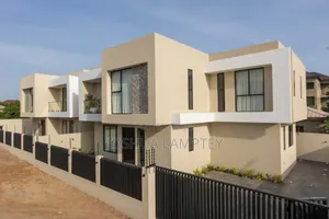 4bdrm House in Oyarifa Kucttam, Owusu Ansah for sale