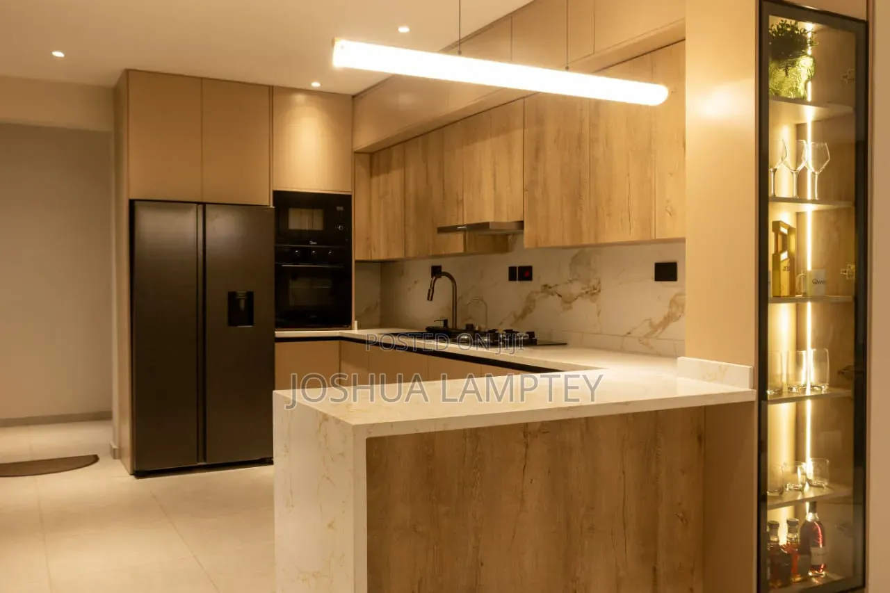 4bdrm House in Oyarifa Kucttam, Owusu Ansah for sale