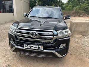 Toyota Land Cruiser 4.5 V8 VXR 2017 Black